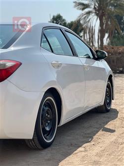 تۆیۆتا کۆرۆلا